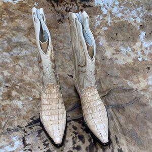 Cayman and leather Cowboy boots